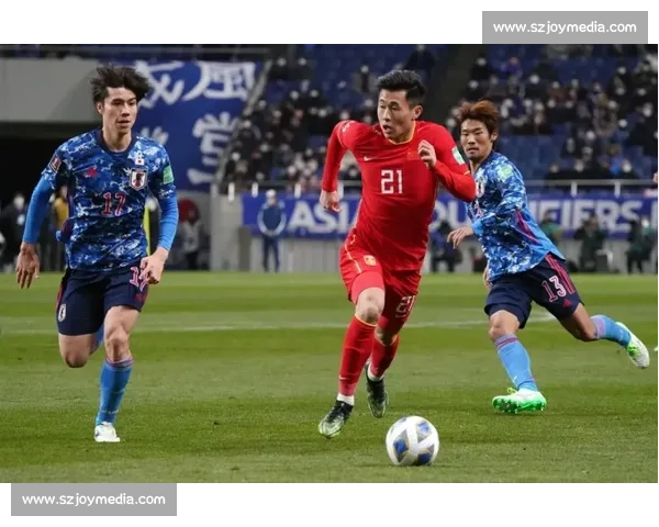 凉夜双神压阵，对手失马莱莱，申花 2-2 憾平留争冠隐患